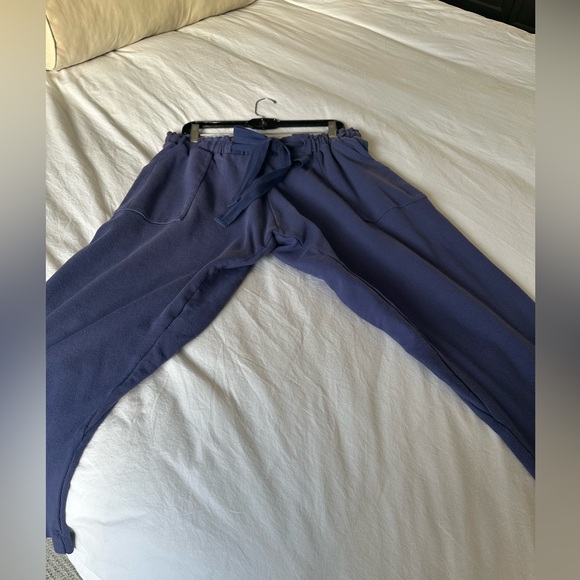 Free People Beach cropped pants, size large - Picture 8 of 15